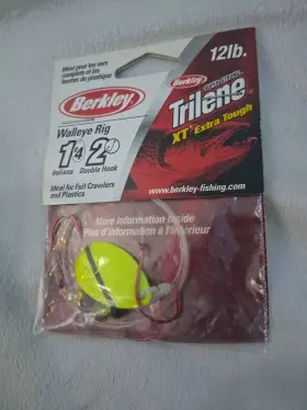 Berkley Wrdhi4-cbls Walleye Rig 42 Inch 12lb Double Hook Chart/bk Indiana Blade Berkley Wrdhi4-cbls Walleye Rig 42 Inch 12lb Double Hook Chart/bk Indiana Blade