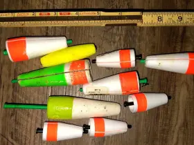 Comal Tackle 35grr3 Lot Of 10 Popping Floats Bulk Fishing Comal Tackle 35grr3 Lot Of 10 Popping Floats Bulk Fishing