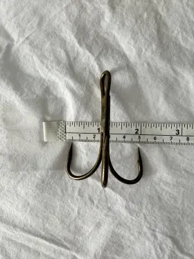 Danielson 572gr-10/0 Treble Hook Green/bronze Gr Brz Size 10/0 36 Count 3 Inch L / 2 W Danielson 572gr-10/0 Treble Hook Green/bronze Gr Brz Size 10/0 36 Count 3 Inch L / 2 W