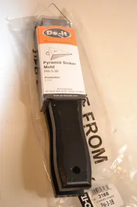 Do-it Pm-3-3b Pyramid Sinker Mold Do-it Pm-3-3b Pyramid Sinker Mold
