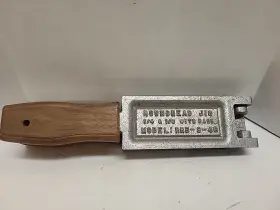 Do-it Rhb-8-48 Do-it Roundhead Jig Sinker Mold Model 1/4 And 1/8 With Barb Do-it Rhb-8-48 Do-it Roundhead Jig Sinker Mold Model 1/4 And 1/8 With Barb