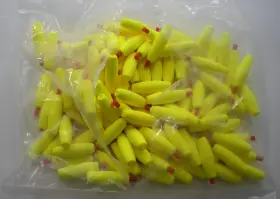 Dorman C150y-100 Comal C150-y-100 1-1/2 Inch X 1/2 Yellow Torpedo Float With Pegs Inserted Bag Of 100