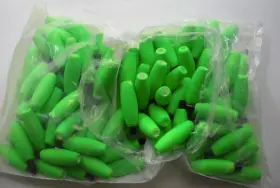 Dorman Hc150g-100 Comal Hc150-g-100 1-1/2 Inch X9/16 Green Torpedo Float With Pegs Inserted Bag Of 100