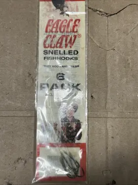 Eagle Claw 047708000444 1 Pack Snell Style 031 Size 4 Snelled Hooks 6 Total Eagle Claw 047708000444 1 Pack Snell Style 031 Size 4 Snelled Hooks 6 Total