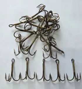 974M-4-0 EAGLE CLAW Treble Fishing Hooks Volume