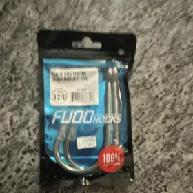 Fudo 70-6918 Southern Tuna Ringed Eye Hooks Size 12/0 Silver Pack Of 2