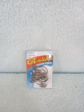 Gamakatsu 02115-25 Octopus Hooks Size 5/0 25 Per Pack Value Bronze