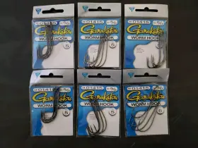 Gamakatsu 783670025435 Lot Of 6 Straight Shank Worm Hook 5/0 Black 5 Hooks Per Pack