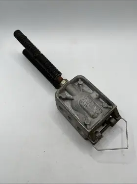 Hilts Molds Tout-38-3 Vintage Lead Wt Mold Round Jig Head Fishing 575h 3/0