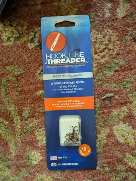 Hook Line & Threader Hlt-200 Lot Of 20 Pkgs And Size #6 Double Prong Hooks Hlt 200