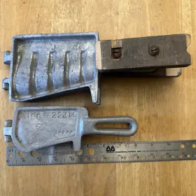 Ibm 22314 And Universal 26b Bank Sinker Molds 1-5 2-6oz Used Dusty Vintage Ibm 22314 And Universal 26b Bank Sinker Molds 1-5 2-6oz Used Dusty Vintage