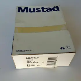Mustad 32760 Aberdeen 1000 Pack Jig Hook 90 Degree Brass Size 2