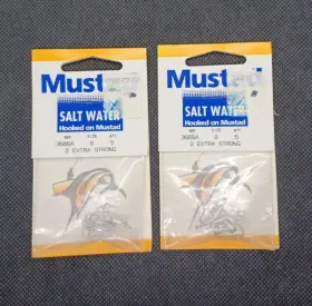 Mustad 3565-a Saltwater Fishing Treble Hooks Silver Size 8 2 Pack 10 Ct Mustad 3565-a Saltwater Fishing Treble Hooks Silver Size 8 2 Pack 10 Ct