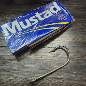 Mustad 4480dt Shark Hook 15/0 Duratin Big Game / Gator One 9 Inch Long Gift