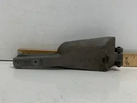 Penn A023 Vintage Sport Mfg Pyramid Sinker Mold #13 3-4-5 Oz Penn A023 Vintage Sport Mfg Pyramid Sinker Mold #13 3-4-5 Oz