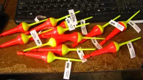 Rocket 6-rby2-01u Bobbers Genuine 6 1/4 Inch 12 Ct Free Shipping Rocket 6-rby2-01u Bobbers Genuine 6 1/4 Inch 12 Ct Free Shipping