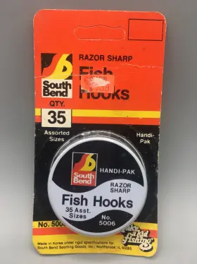 South Bend 039364203284 35 Fish Hooks Assorted Sizes Razor Sharp Handi-pak #5006 Vintage New