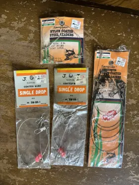 Sportfisher & J.t. 085778000131 Nos Kmart Beaded Single Drop And Nylon Coated Steel Leaders Lot Unused Vintage