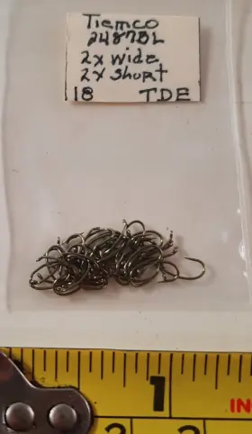 Tiemco 2487bl Tmc #2487bl Size 18 Dry Fly Hooks Bag Of 44 Tying Code 4 Tiemco 2487bl Tmc #2487bl Size 18 Dry Fly Hooks Bag Of 44 Tying Code 4