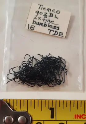 Tiemco 902bl 95 #902bl Size 18 Dry Fly Hooks Barbless Code 12 Tiemco 902bl 95 #902bl Size 18 Dry Fly Hooks Barbless Code 12