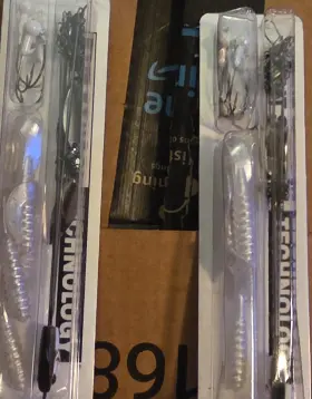 Viblureski 72228 2 Packs Yum Brell Flash Mob Jr. Rig S-wmt White 5 Wire Freshwater Fishing Viblureski 72228 2 Packs Yum Brell Flash Mob Jr. Rig S-wmt White 5 Wire Freshwater Fishing